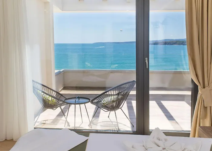 Olive Созополь